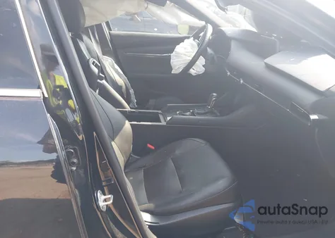 2019 Mazda Mazda3 Hatchback Premium Package z USA, uszkodzony, nr VIN JM1BPBNM4K1123132